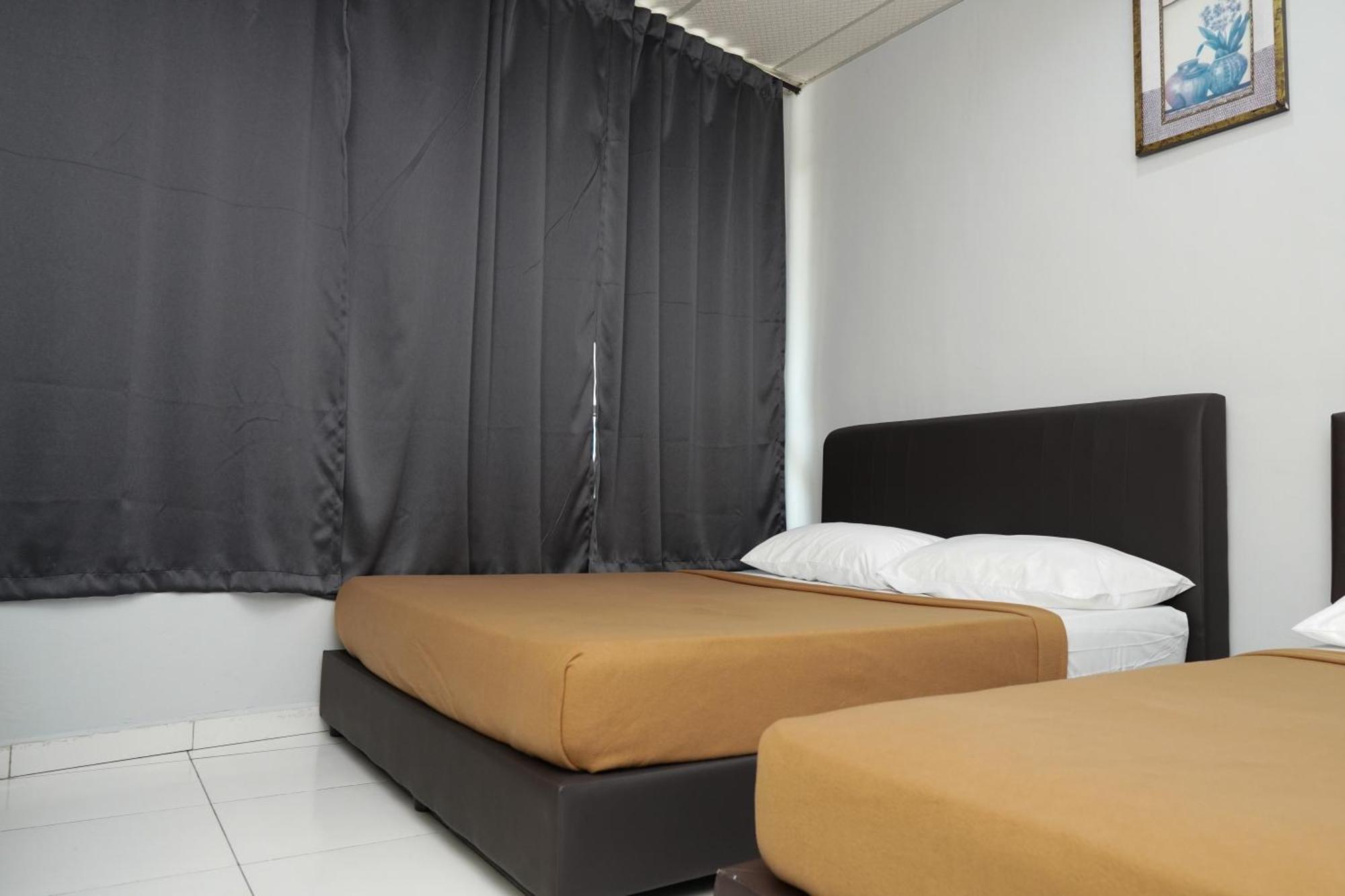 Hotel Sixty Nine Johor Bahru Kültér fotó