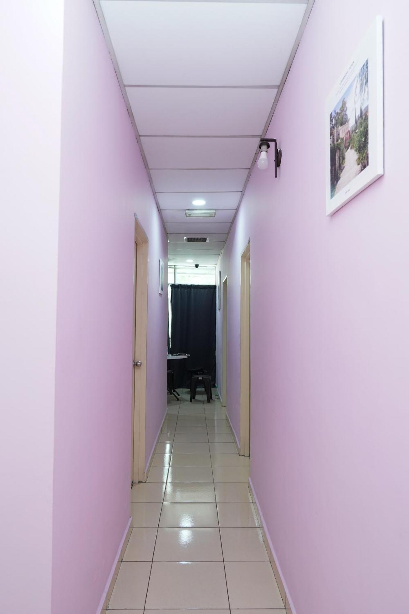 Hotel Sixty Nine Johor Bahru Kültér fotó